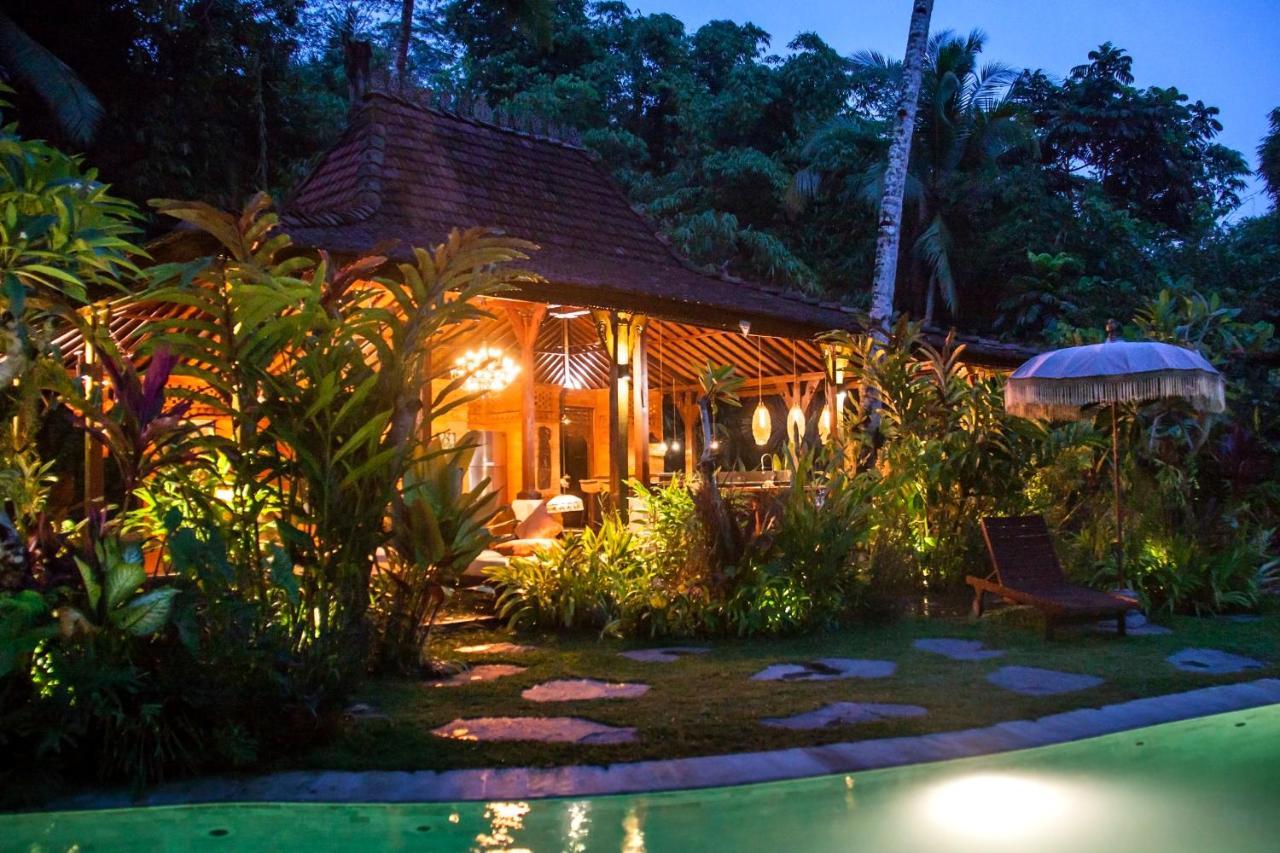 Villa Mahadevi Jungle Retreat Joglo 1 Убуд Экстерьер фото